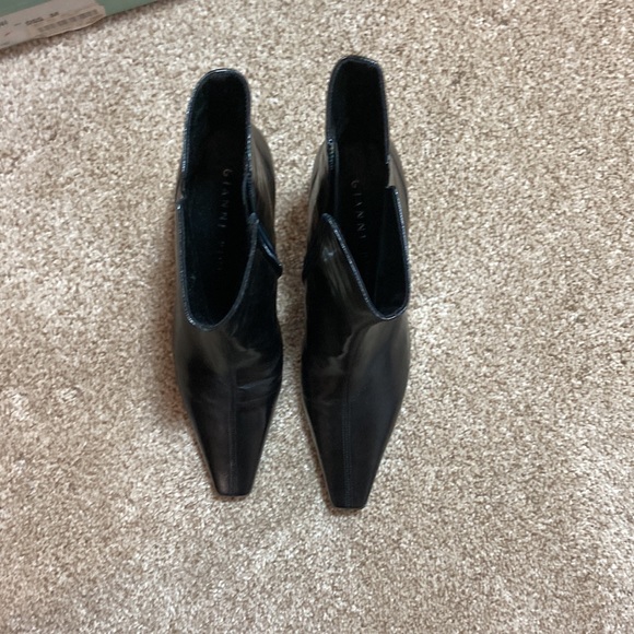 Gianni Bini Leather Boots - Picture 3 of 4